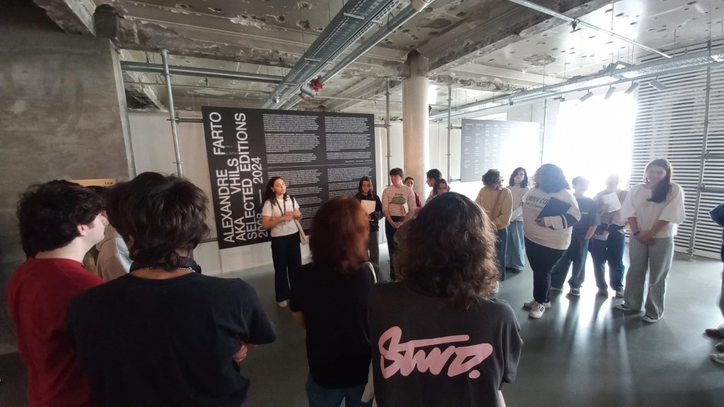 VISITA DE ESTUDO AO MUDE E MUSEU DA PRESIDÊNCIA REFORÇA APRENDIZAGEM ARTÍSTICA DOS ALUNOS DA&nbsp;DdB.A